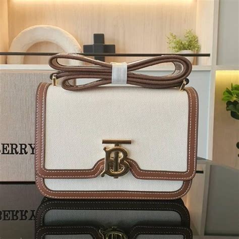 กระเป๋า burberry ผู้หญิง|burberry thailand.